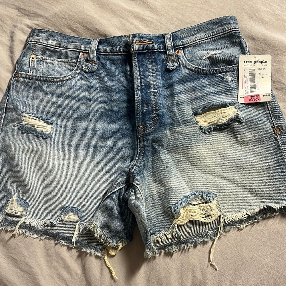 Free People NEW jean shorts size 26